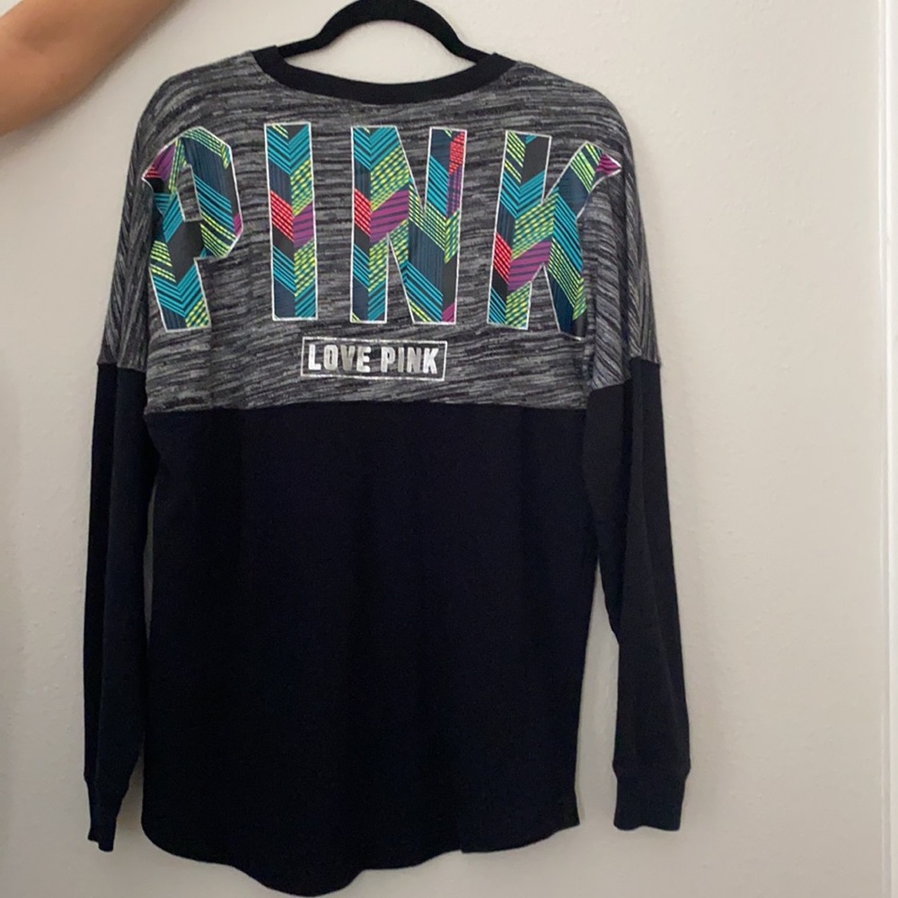 PINK Victoria’s Secret shirt.